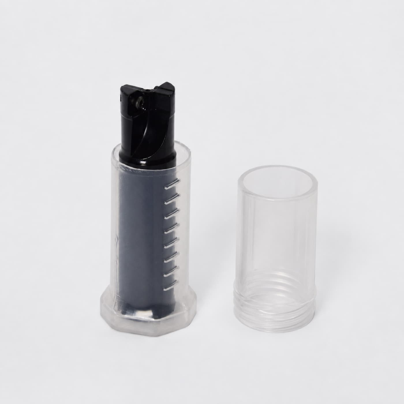 Milling cutter with length-adjustable plastic packaging